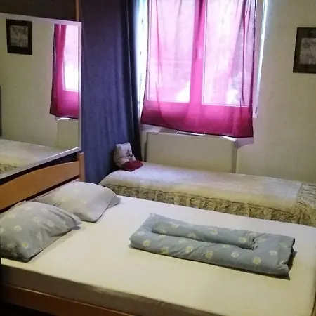 Hostel Jedro *